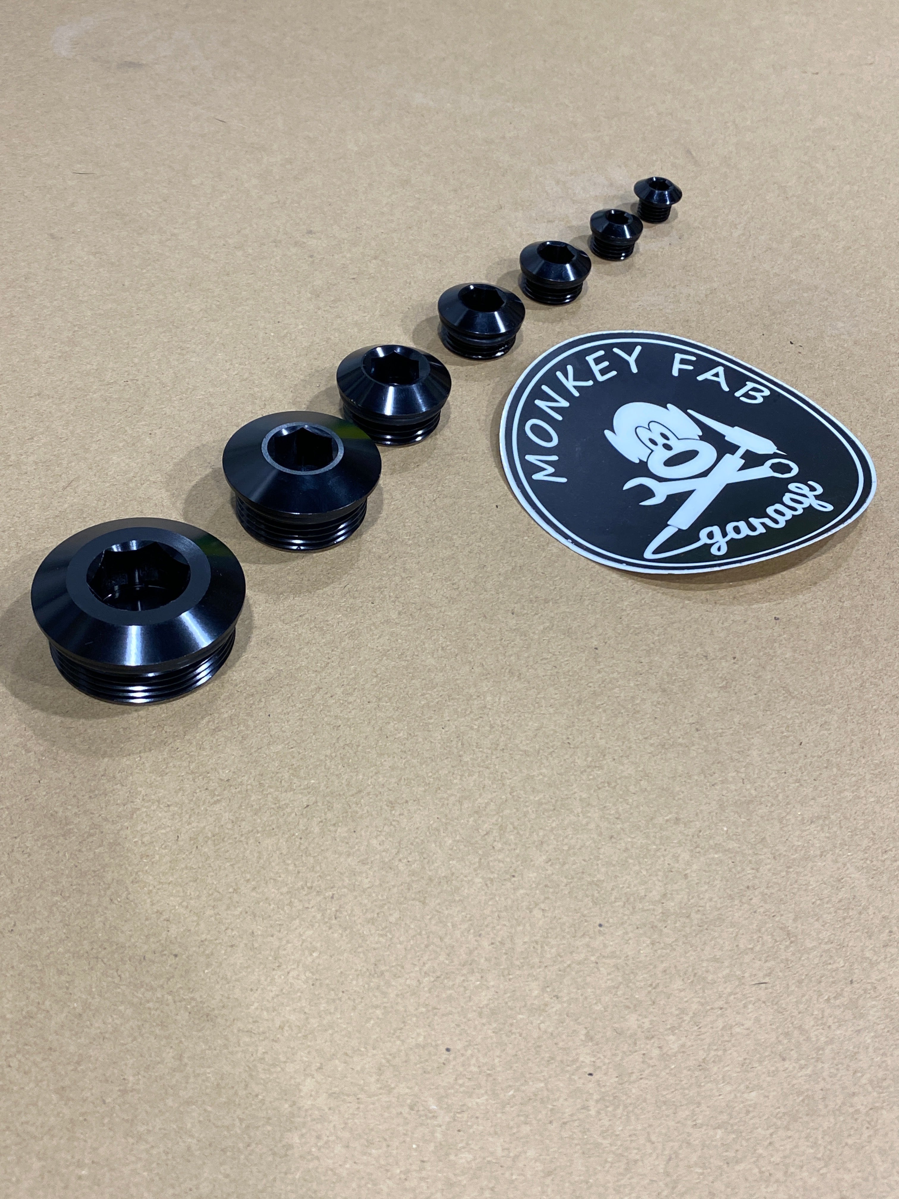 O-Ring Boss (ORB) Plugs