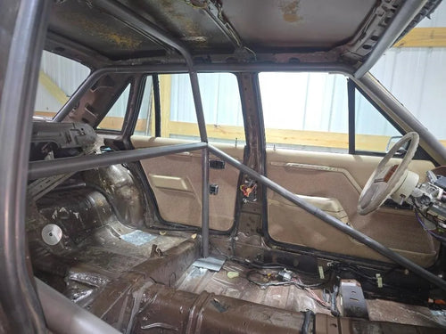 78-86 (4) Door Fairmont / LTD 8.50 Roll Cage-Notched