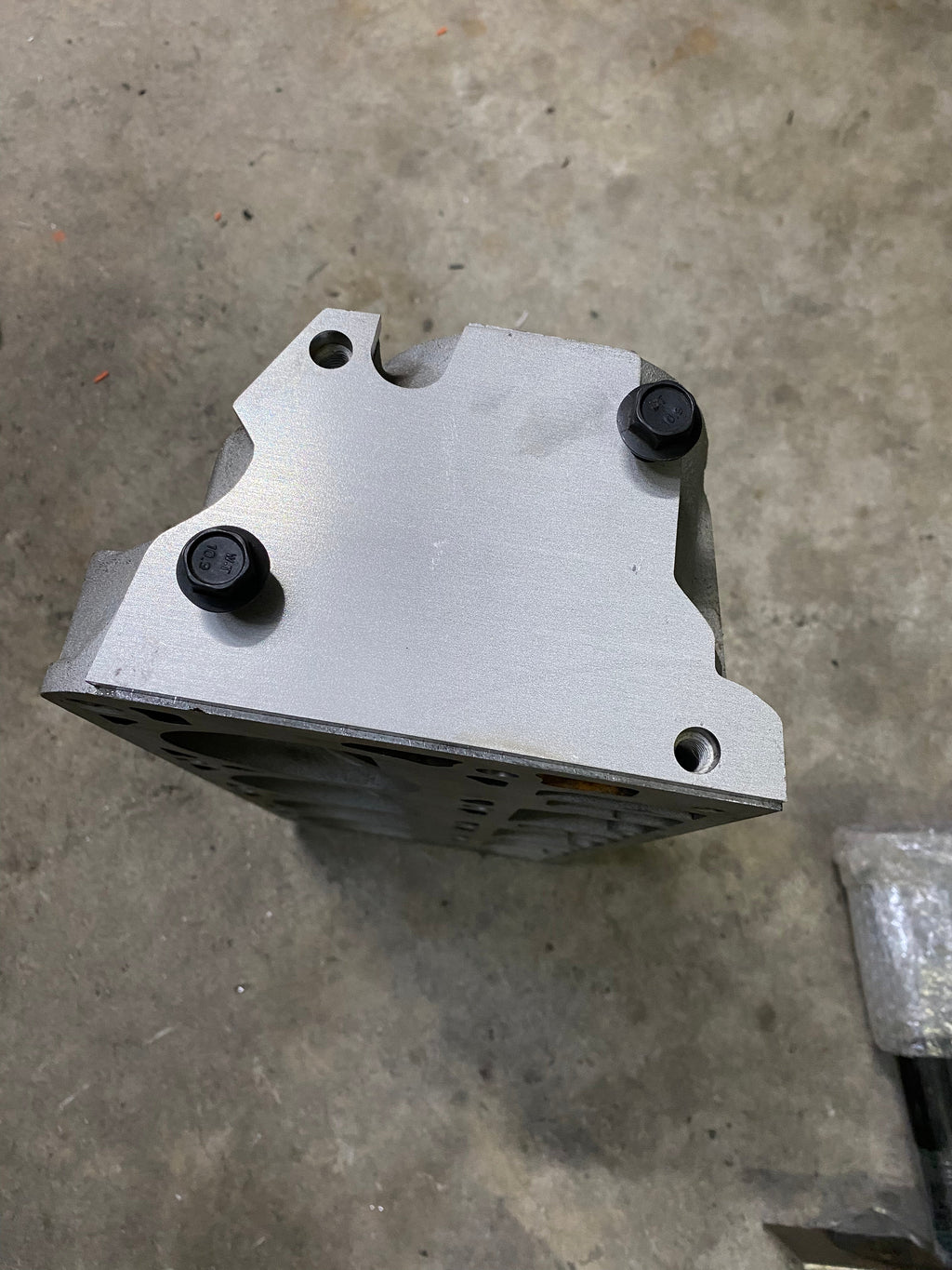 Head plate